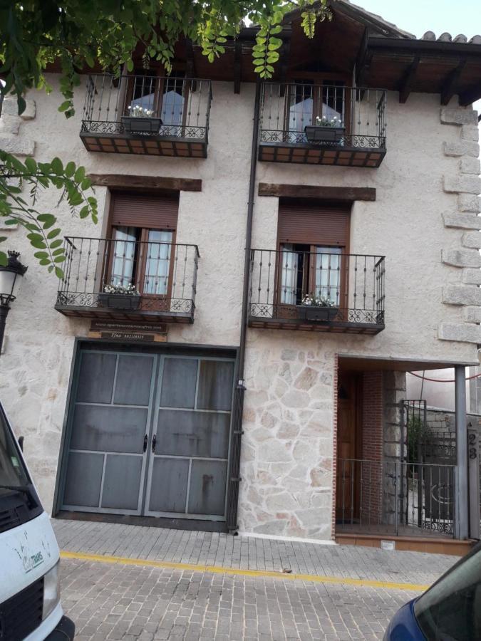 Plaza De La Villa 24 Rascafría Oda fotoğraf